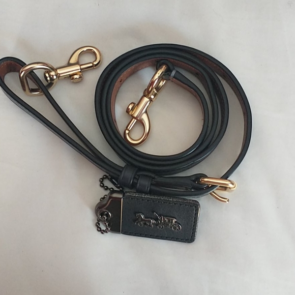 Authentic Coach bag cross body - Picture 2 of 9